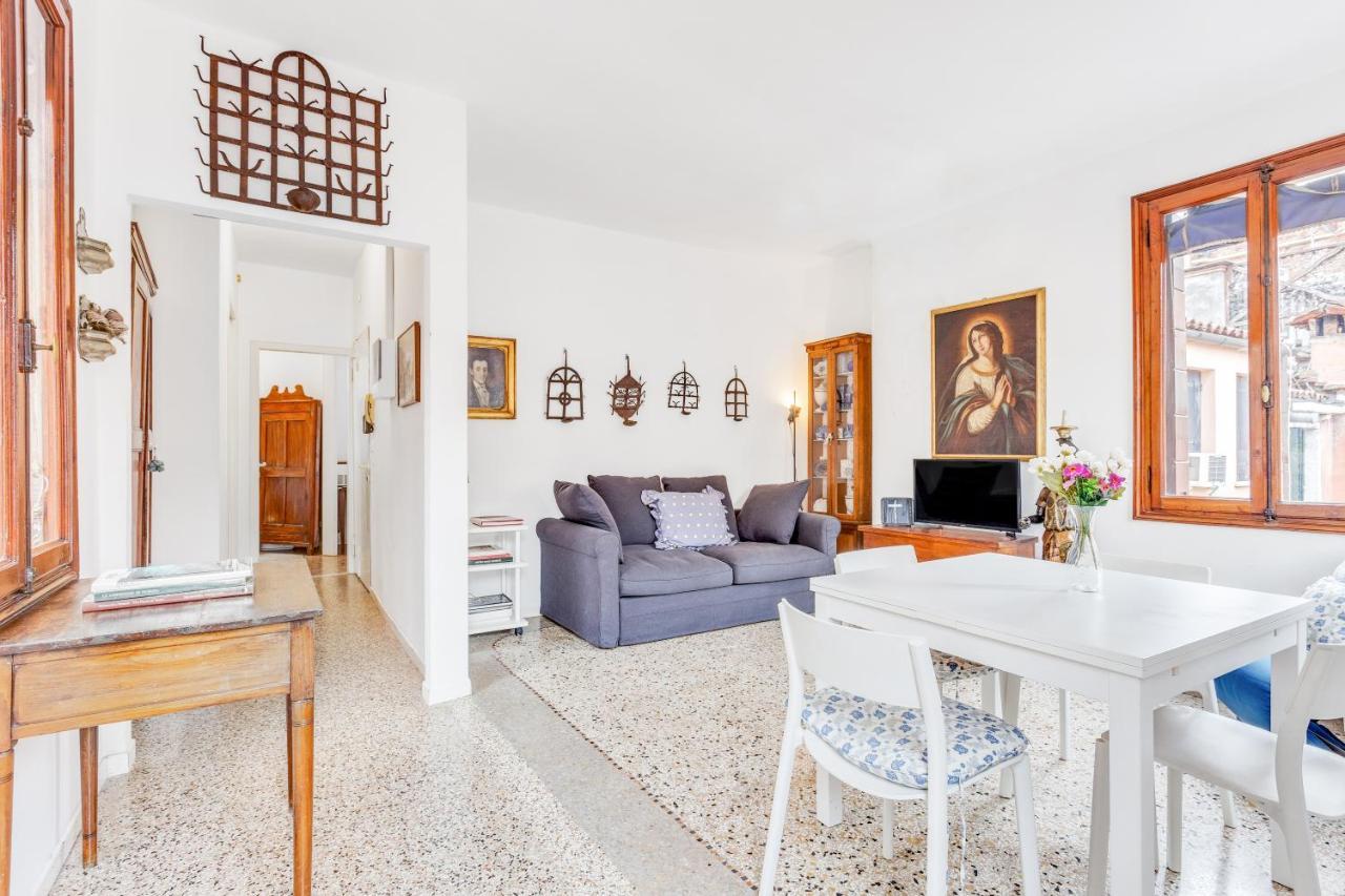 Ca Lu Vintage Flat Con Vista Su San Marco! Apartman Velence Kültér fotó