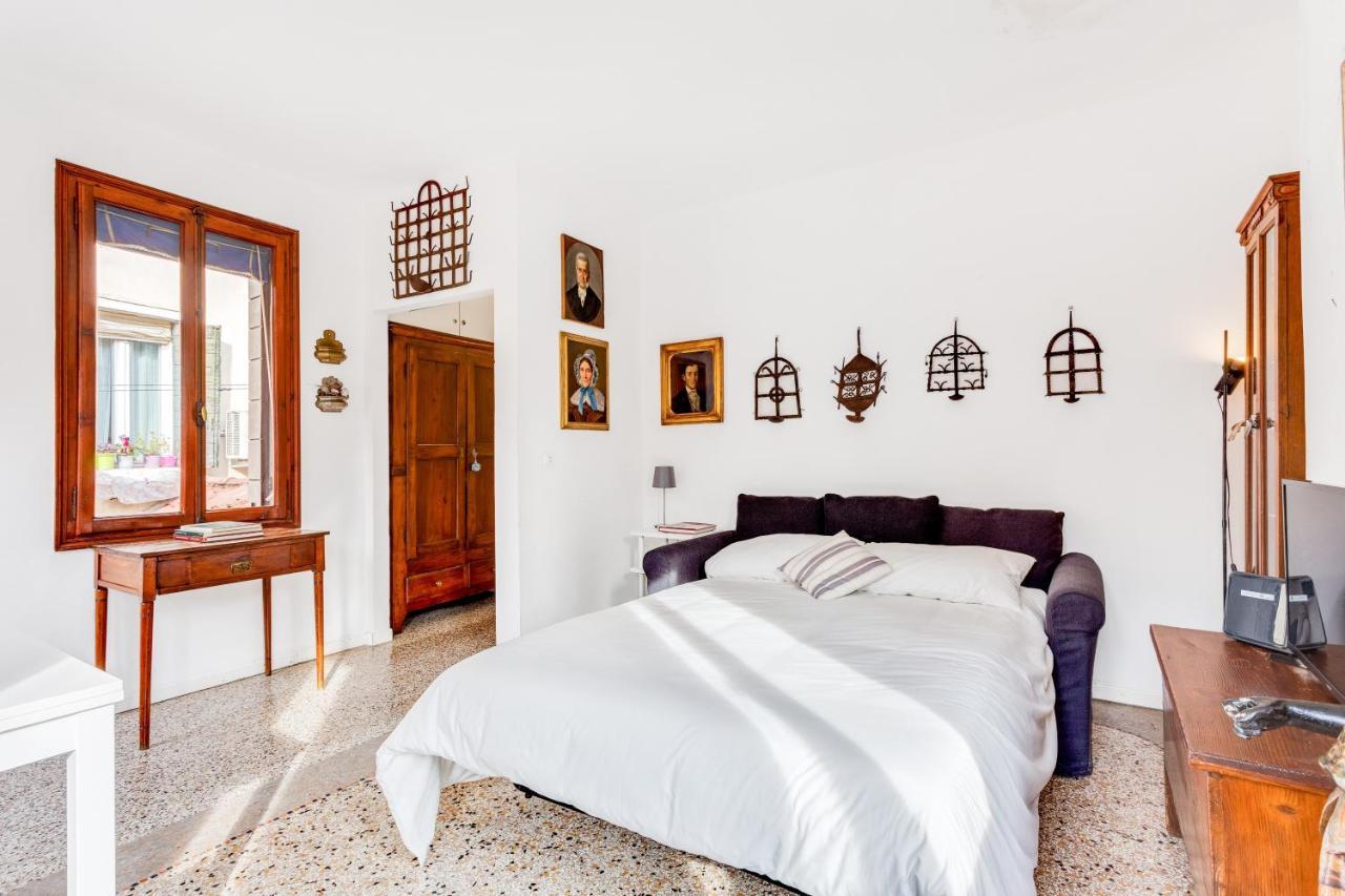 Ca Lu Vintage Flat Con Vista Su San Marco! Apartman Velence Kültér fotó